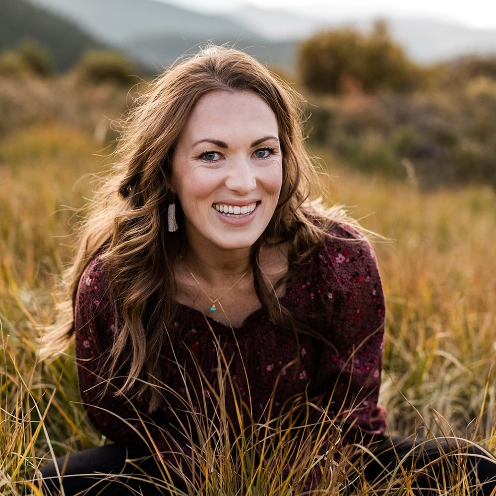 Meet your Posher, Laura!